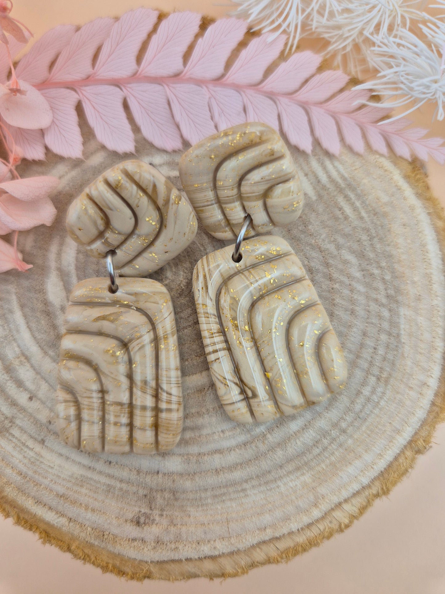 Boucles d'oreilles "Sable Doré" – Élégance naturelle et reflets précieux