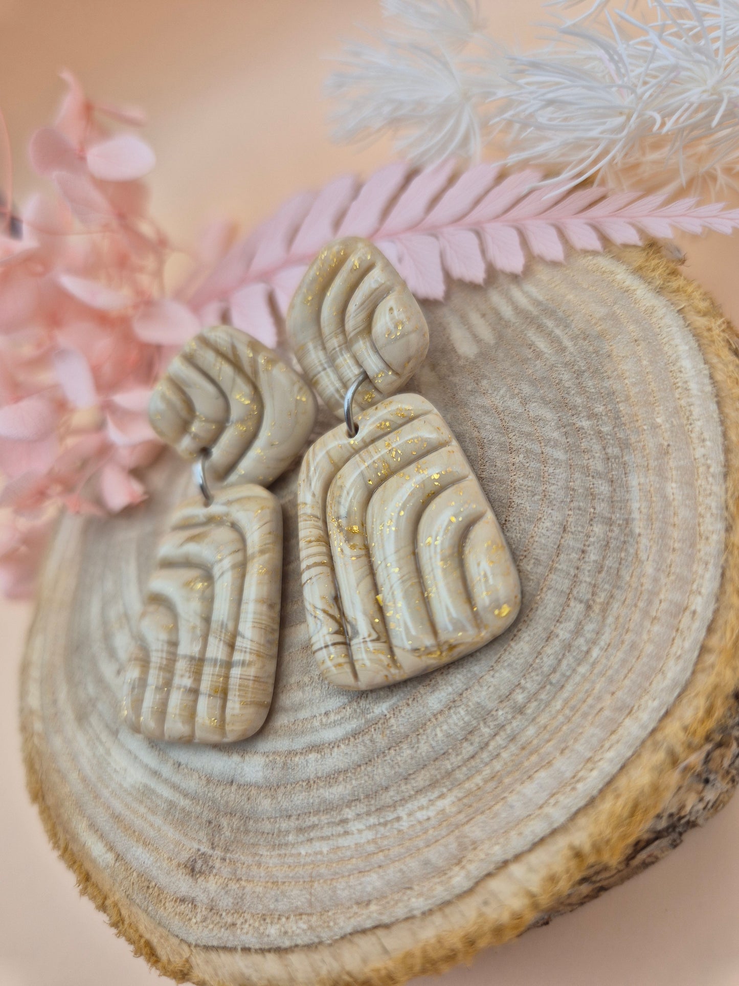 Boucles d'oreilles "Sable Doré" – Élégance naturelle et reflets précieux