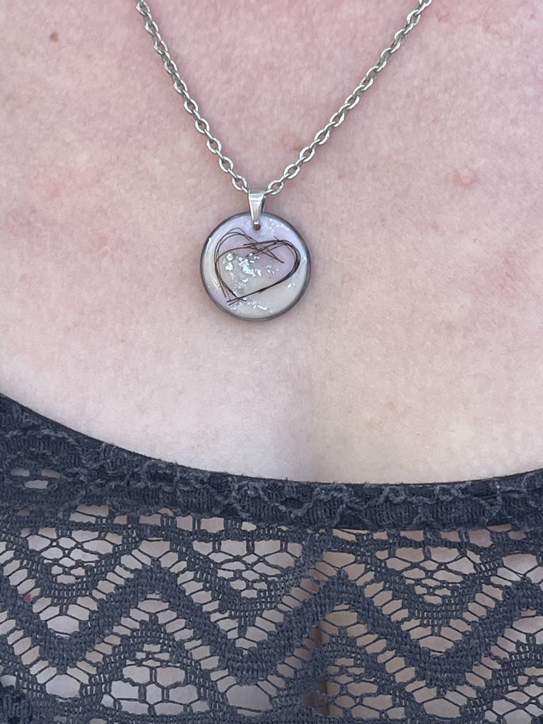 Création souvenir personnalisée – porte-clés ou pendentif