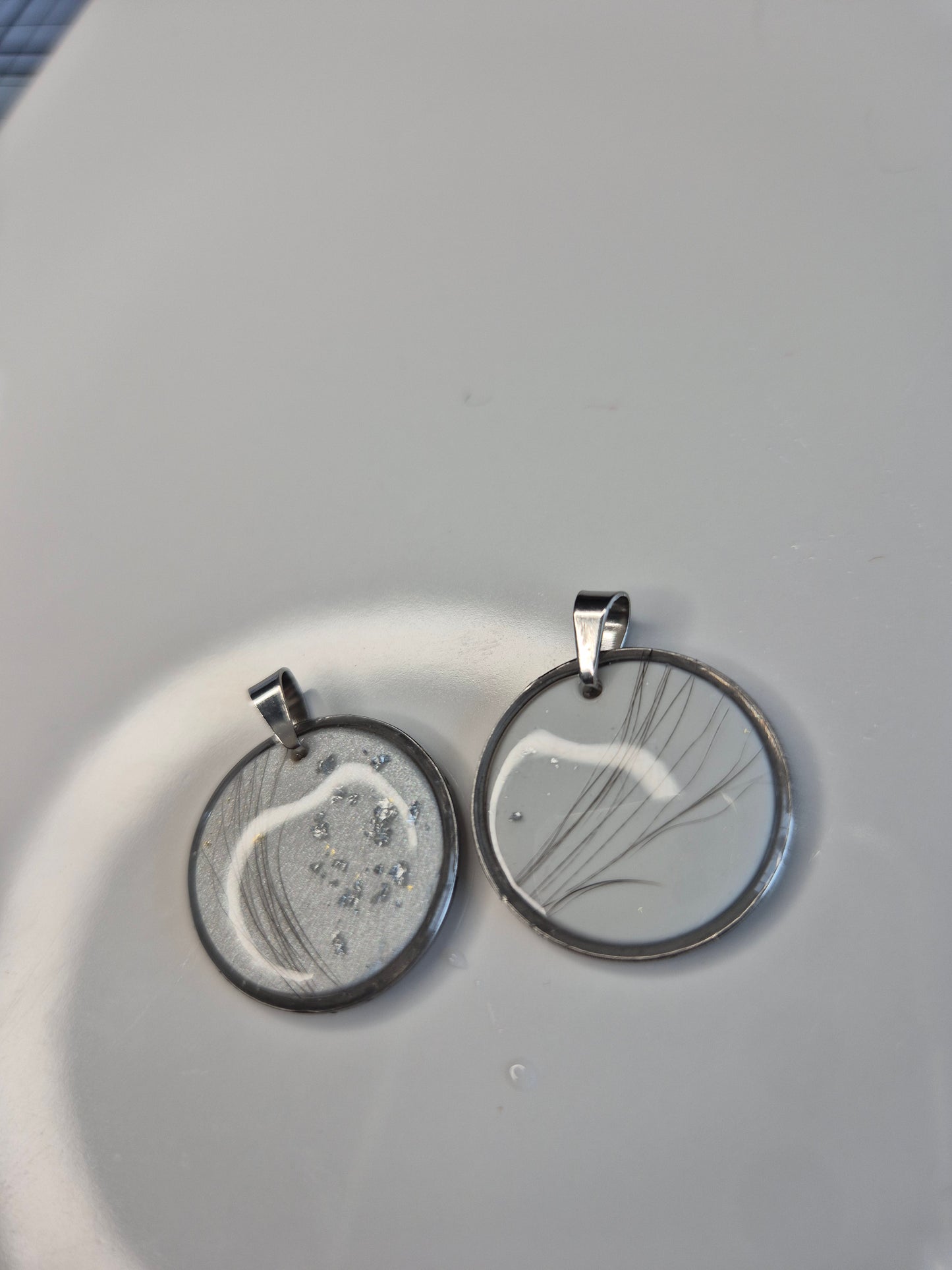 Création souvenir personnalisée – porte-clés ou pendentif