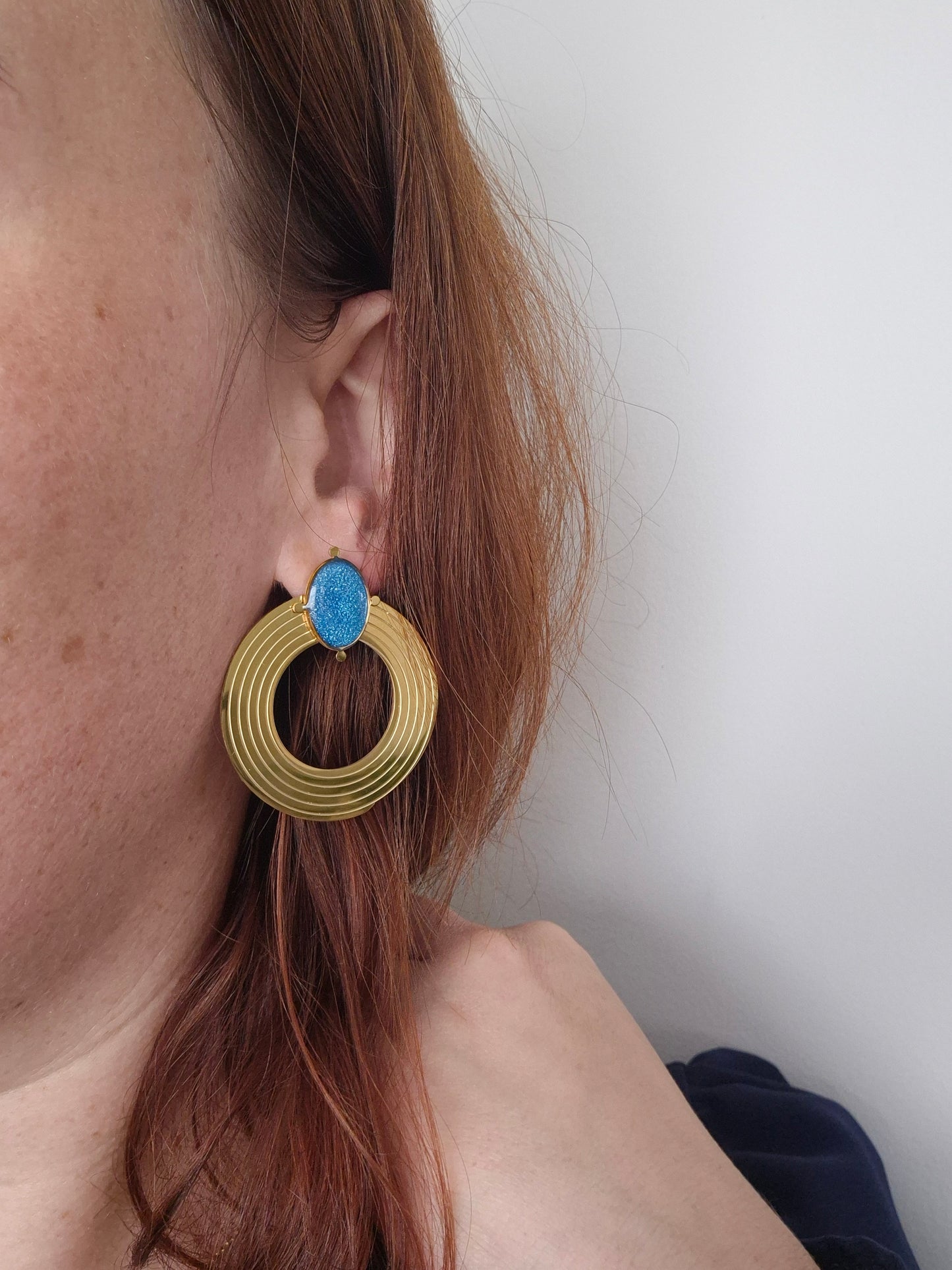 Boucles d’oreilles Lucie – Plusieurs coloris disponibles –