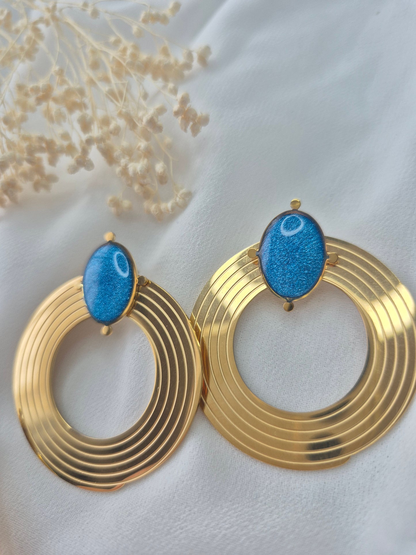 Boucles d’oreilles Lucie – Plusieurs coloris disponibles –