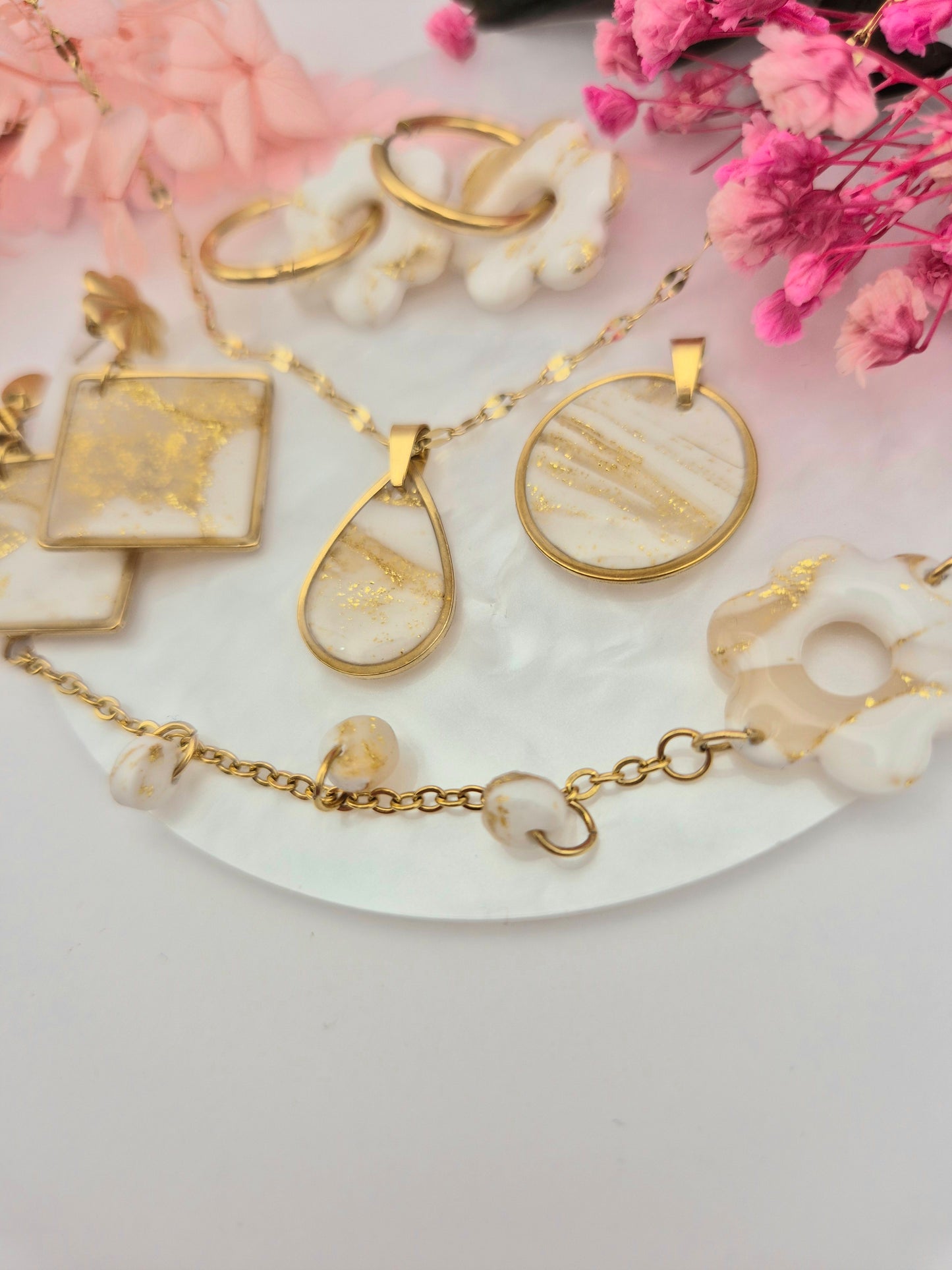Pendentif goutte Blanc et Doré