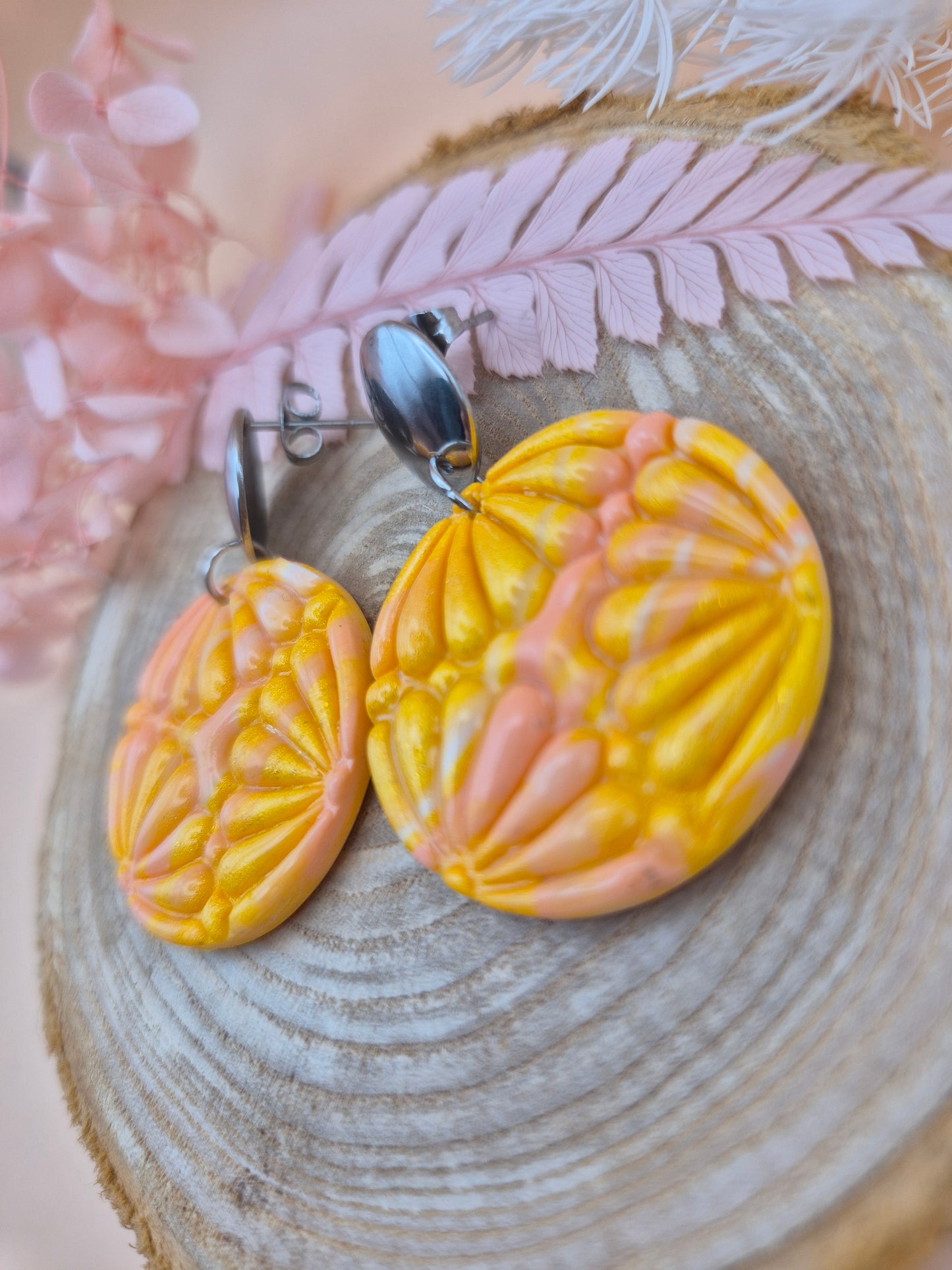 Boucles d'Oreilles Uniques en Pâte Polymère Marbrée – Reliefs Floraux et Couleurs Pastel