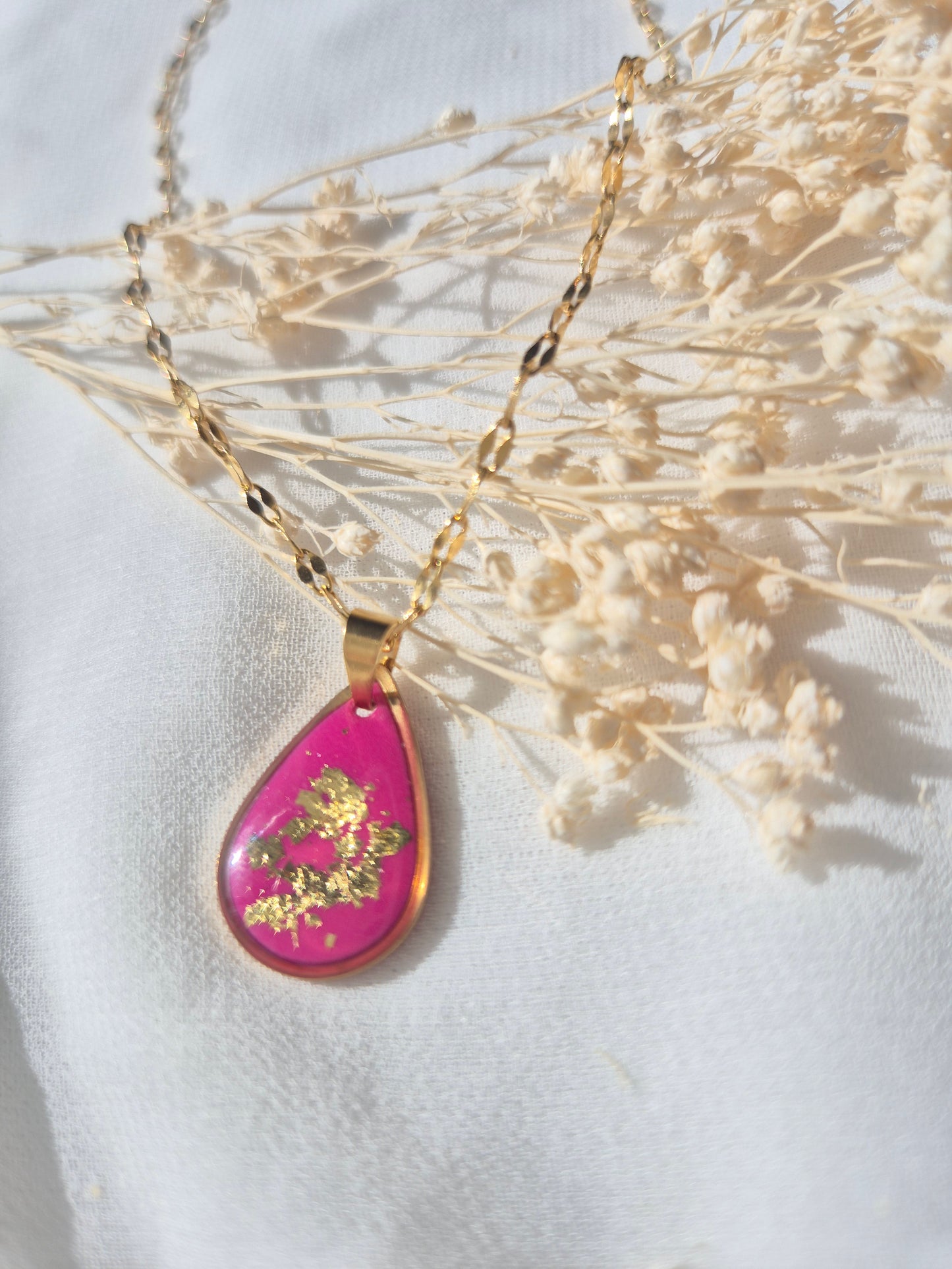 Pendentif Elya – Plusieurs coloris disponibles
