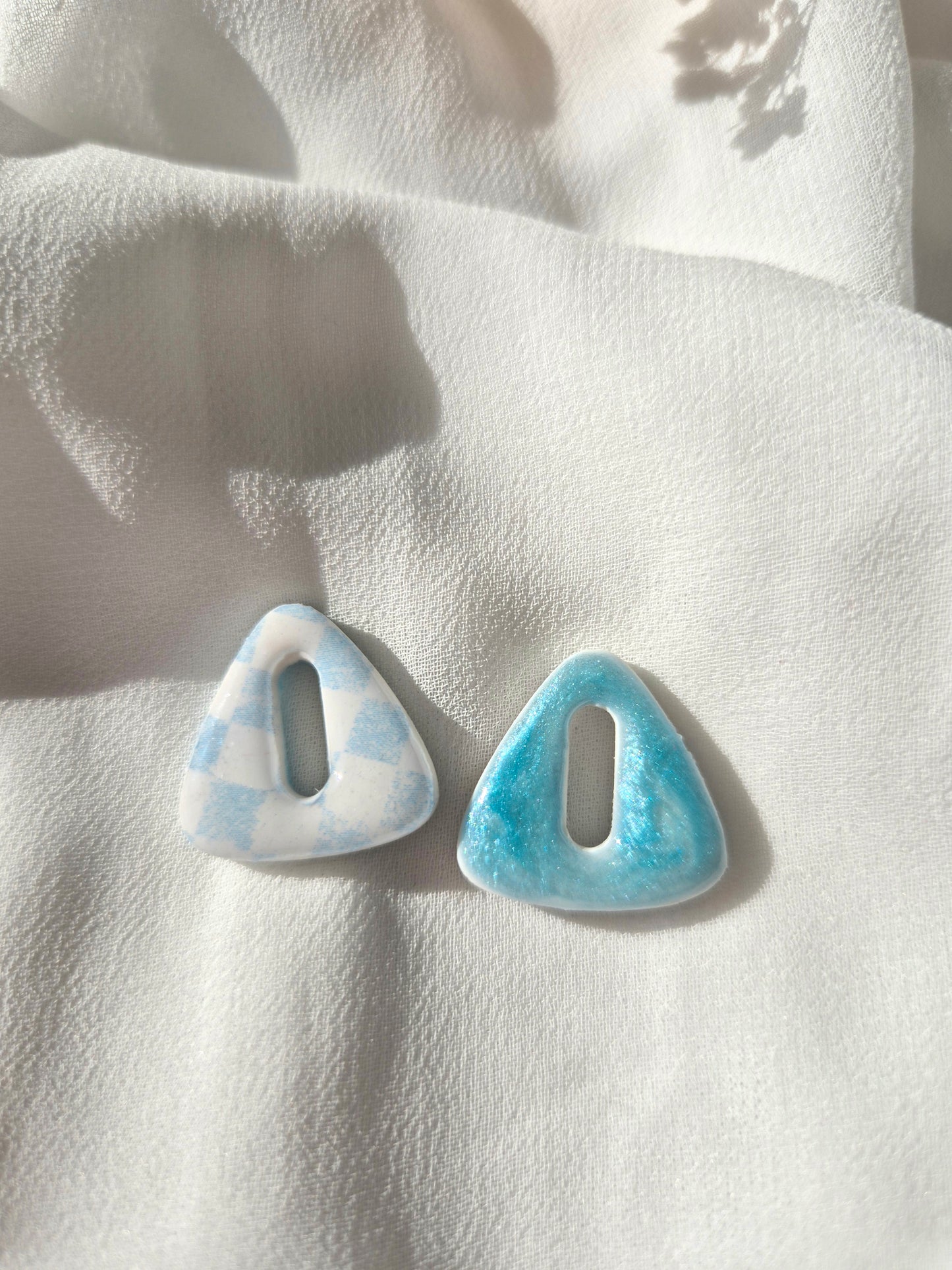 Célia Dangles (sold without hoops)