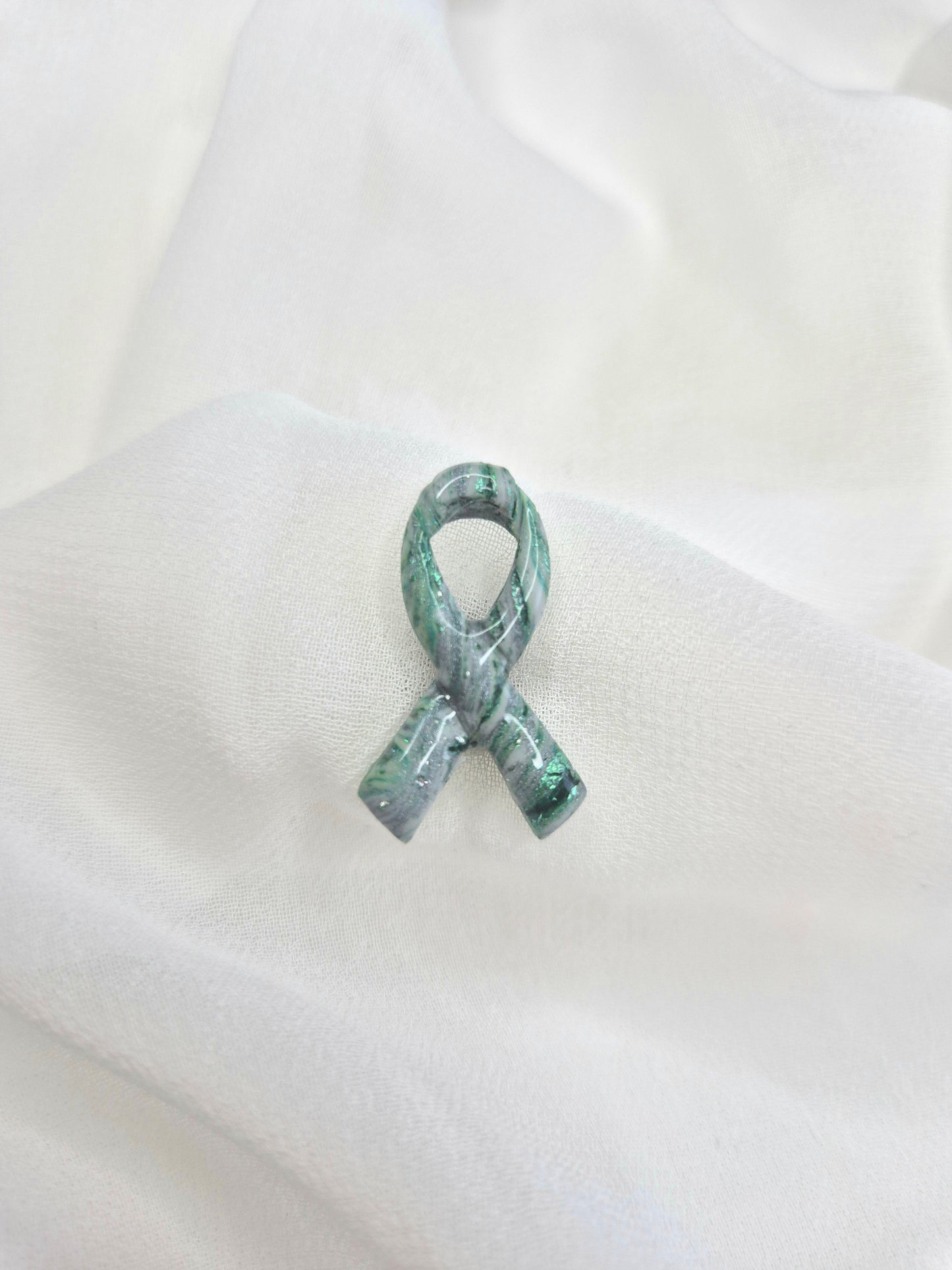 Ribbon Pin – Mineral Green – NeuroVie Solidarity Collection