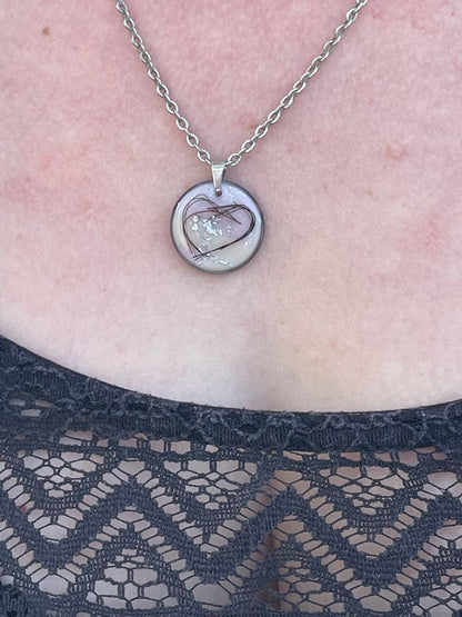 Création souvenir personnalisée – porte-clés ou pendentif