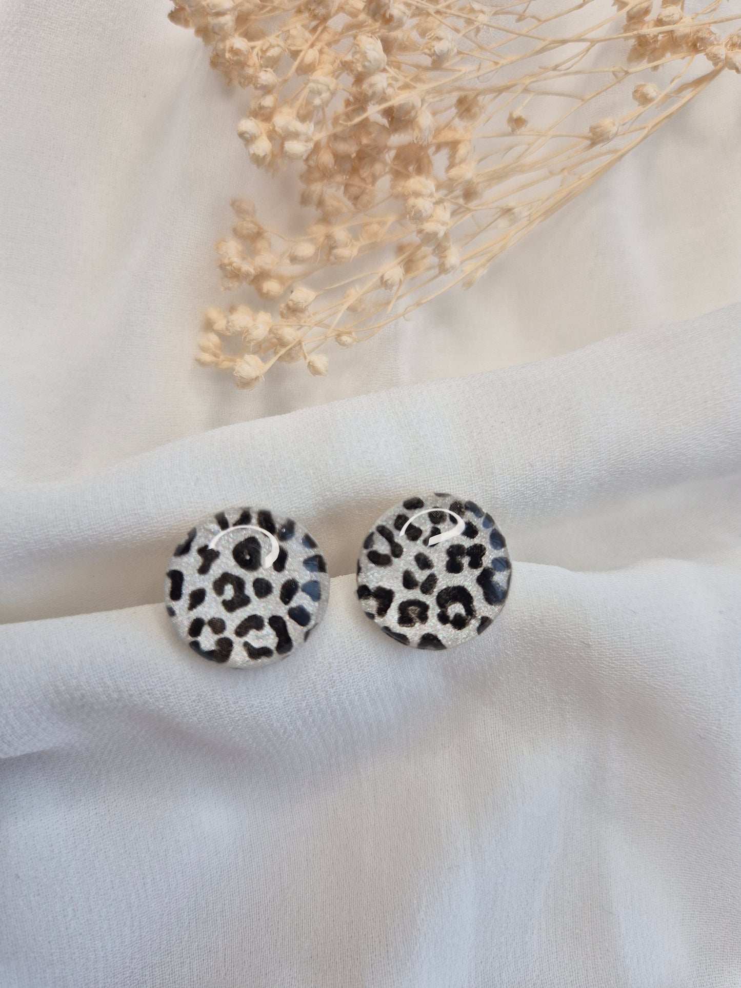 Boucles d’oreilles puces – Noa